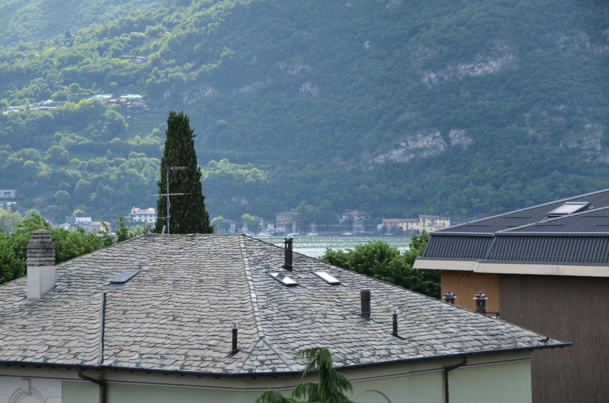 Big Romantic Lake View & Terrace Apartment Lecco Exterior photo